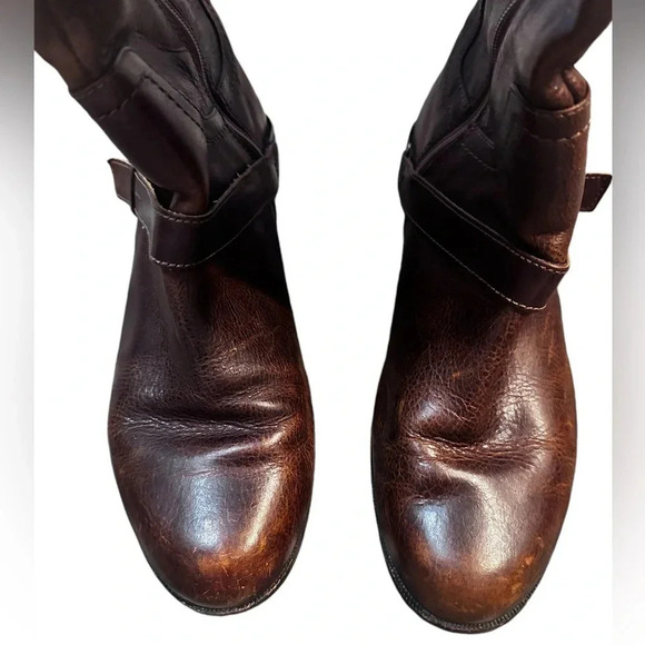 UGG Channing II women's Western Style Riding boots. Size 9 - Picture 4 of 11